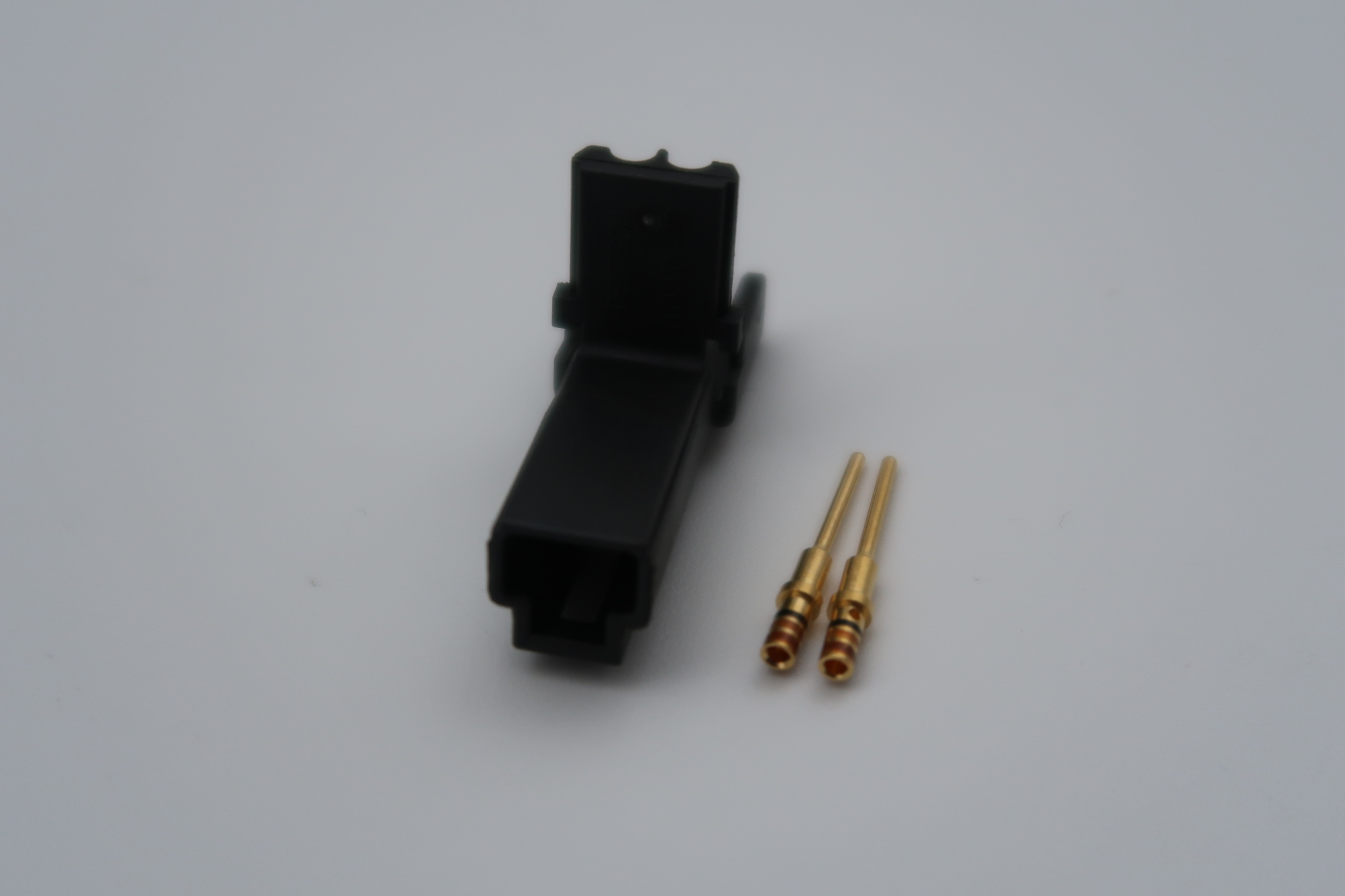 MICRO DTM CONNECTOR MALE 2 PIN