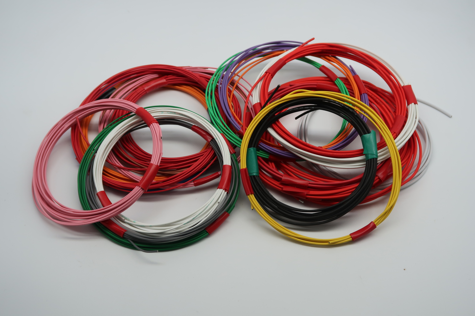 CLEARANCE - ASSORTED COLOURED WIRE & LENGTHS 24#, 22#, 20#, 16#, 14# AND 12# (BAG A)