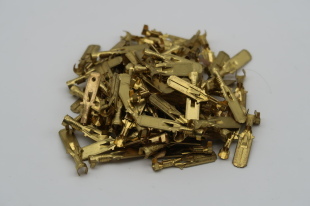 CLEARANCE - 105 x MALE UTILUX TERMINALS
