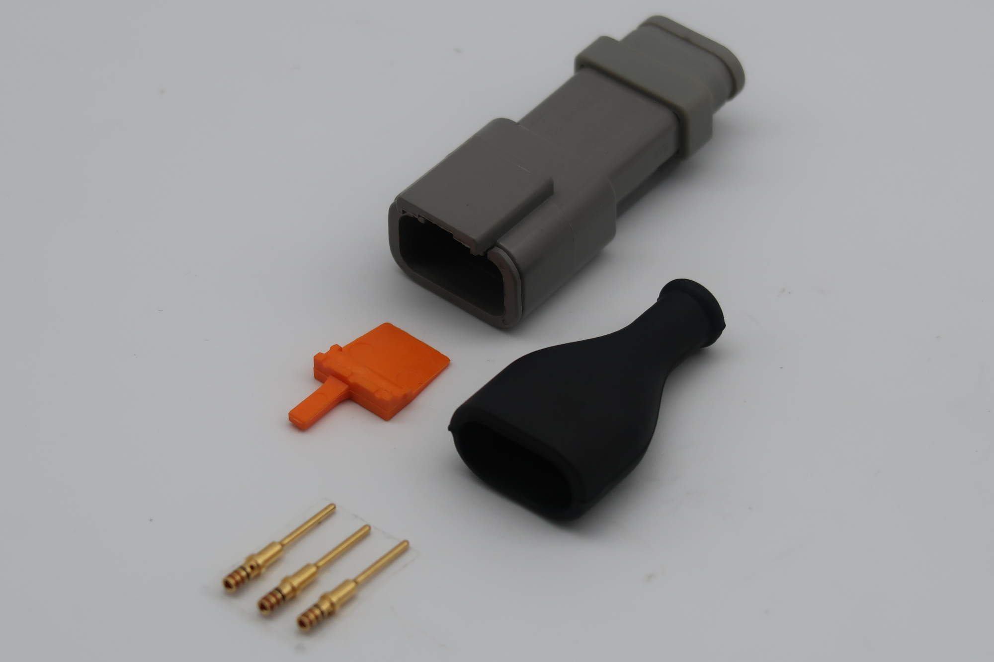 DTM04-3P-E007 WITH DTM RUBBER BOOT SPEC 2