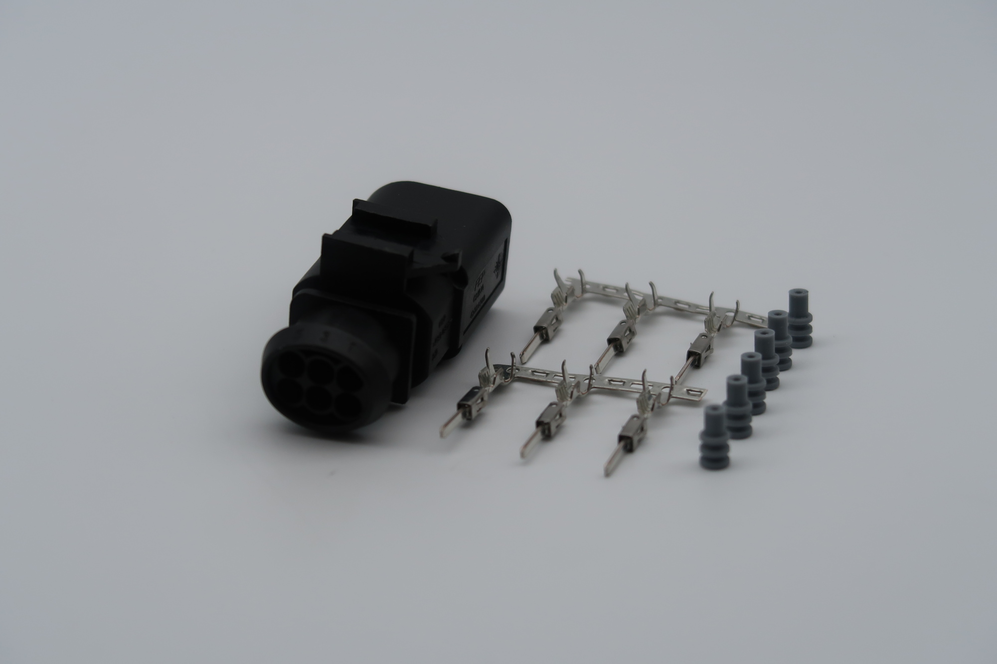 LSU 4.9 MALE CONNECTOR 