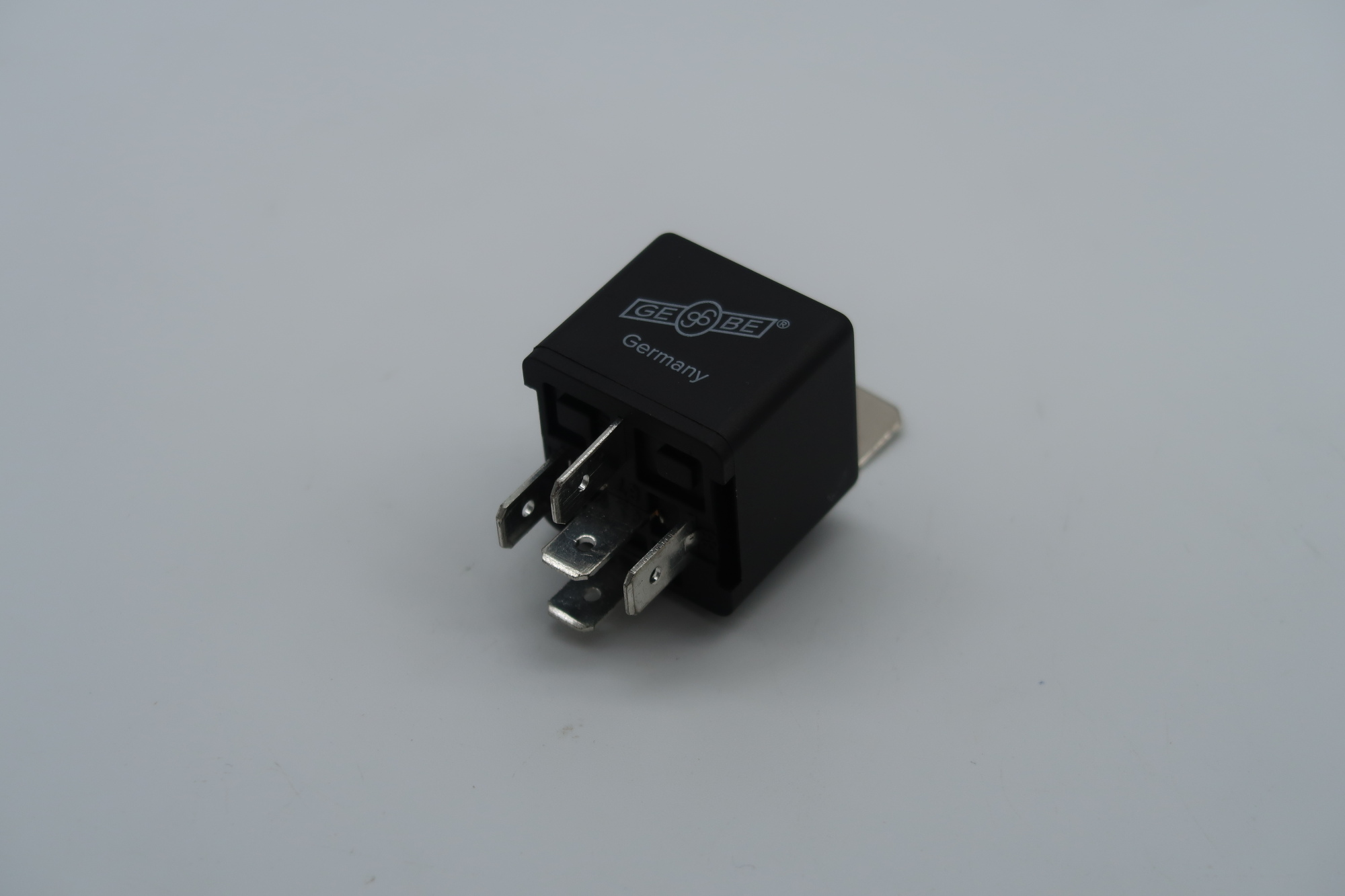 30 AMP RELAY
