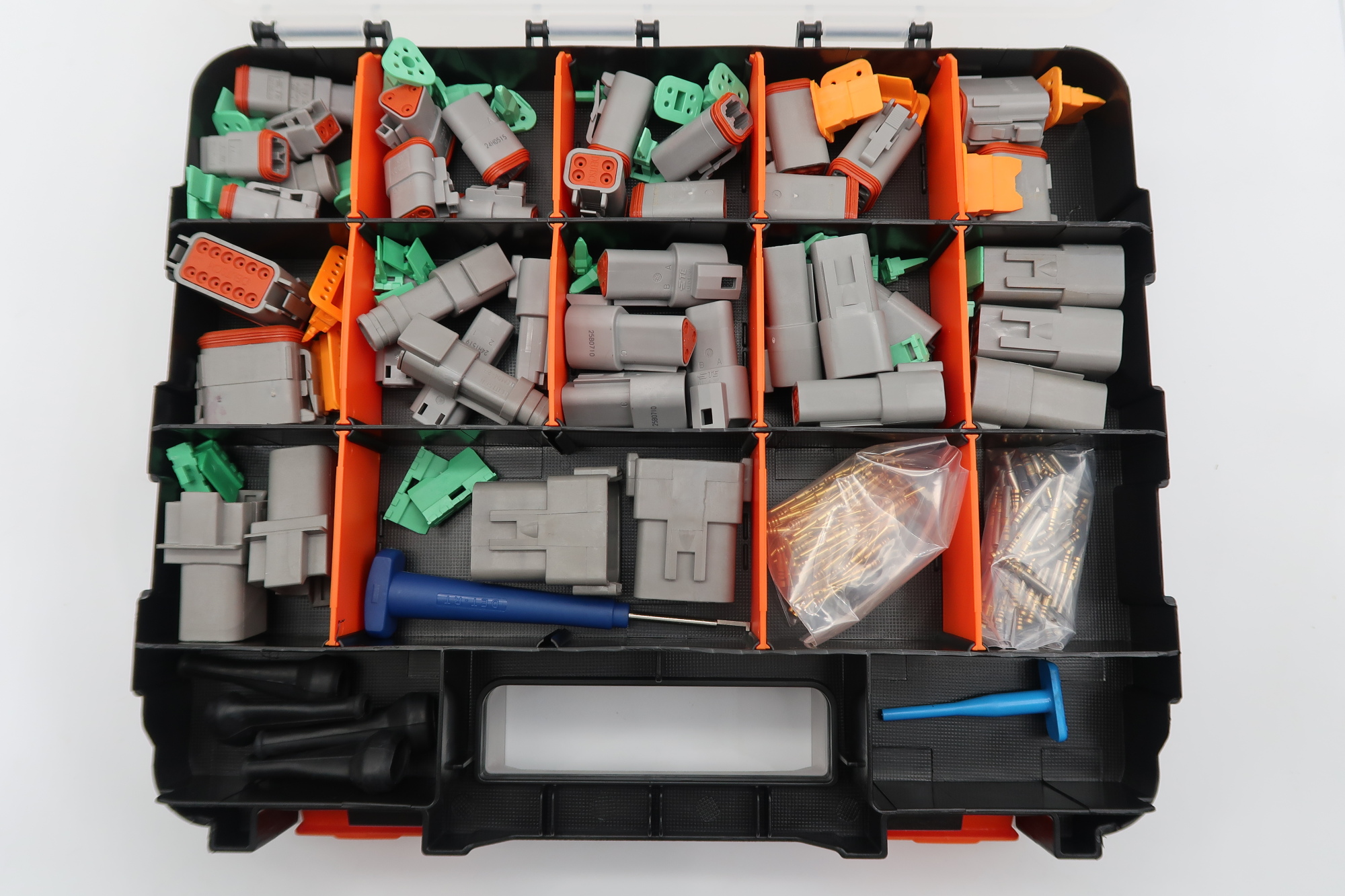 DT/DTM WORKSHOP CONNECTOR KIT WITH BOOTS AND TOOLS