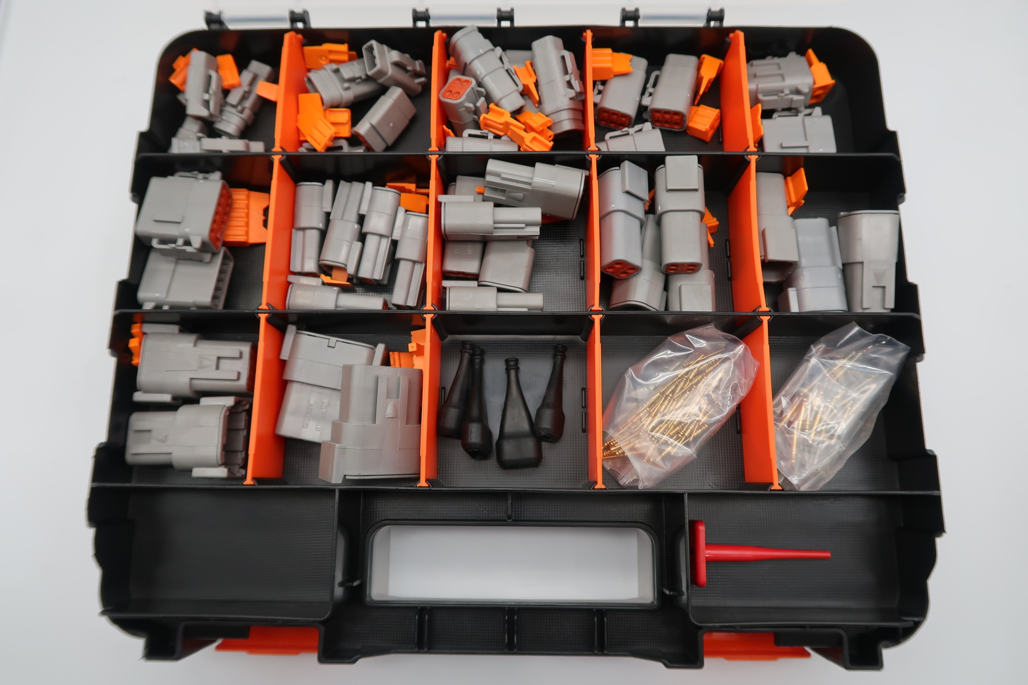 DT/DTM WORKSHOP CONNECTOR KIT WITH BOOTS AND TOOLS