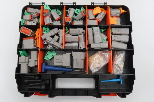 DT/DTM WORKSHOP CONNECTOR KIT WITH BOOTS AND TOOLS