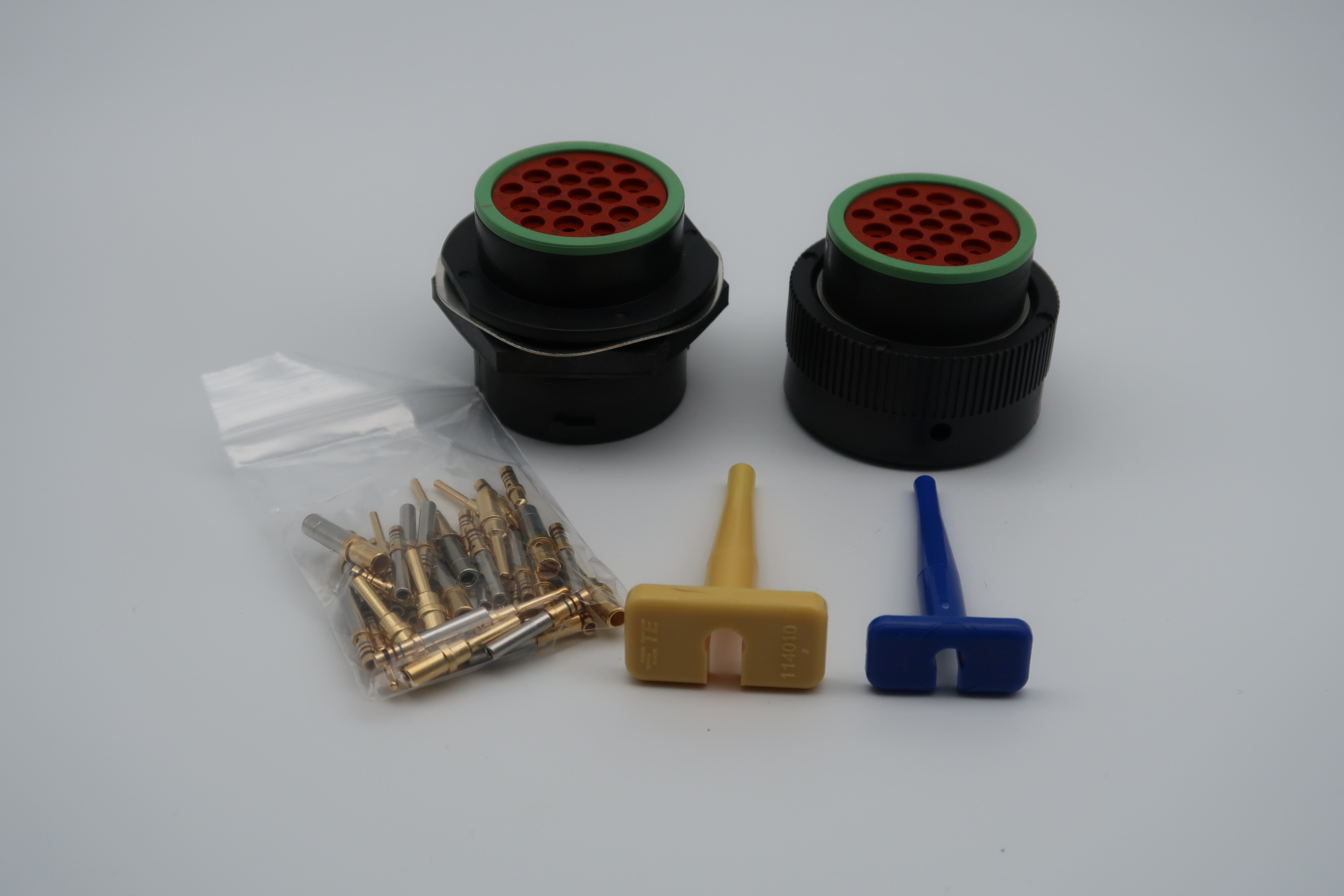 HDP 19 PIN CONNECTOR KIT PN/SN